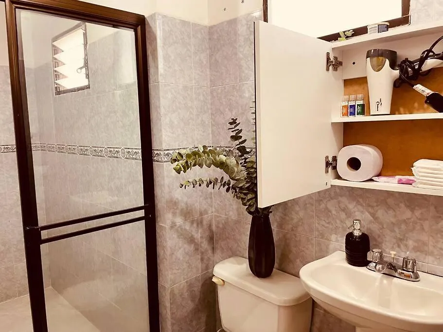 Beautiful Apartment In Laureles 300Mb Wifi Medellin