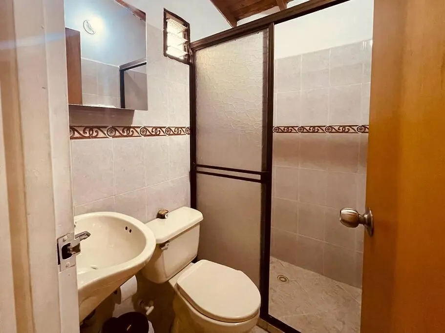 Beautiful Apartment In Laureles 300Mb Wifi Medellin Colombia