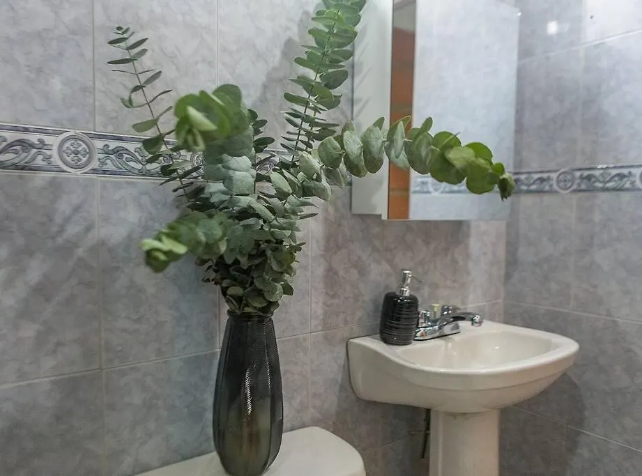 Beautiful Apartment In Laureles 300Mb Wifi Medellin